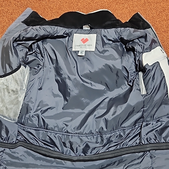 Obermeyer Teen XL (18) Winter Ski Jacket - Picture 14 of 15